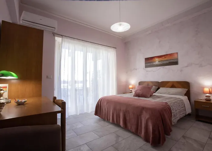 Etna Sea House