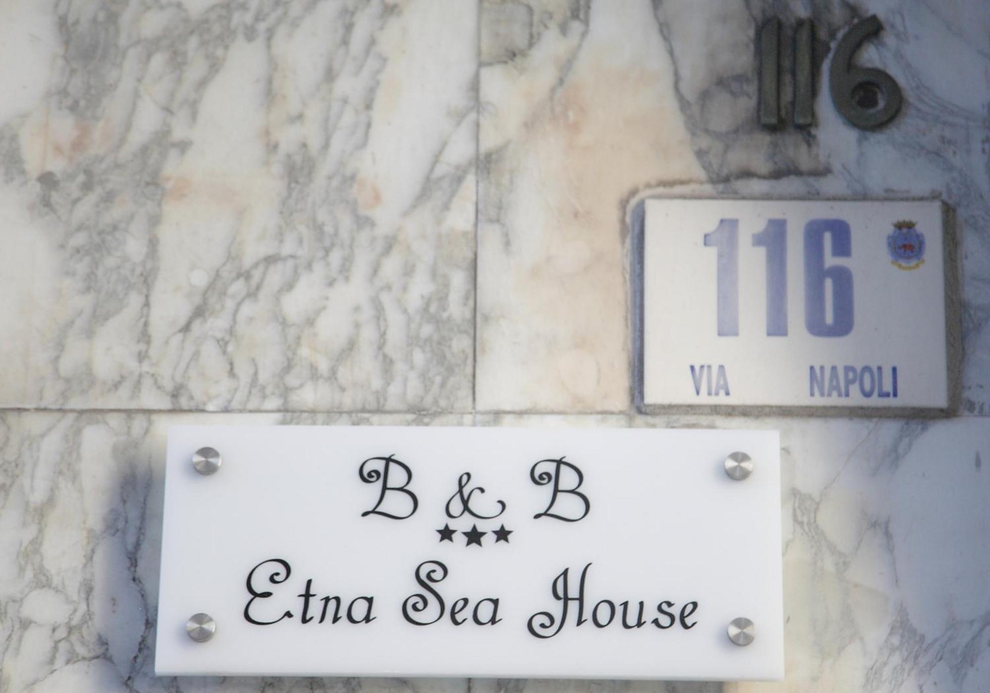 Etna Sea House Alojamento de Acomodação e Pequeno-almoço 3*