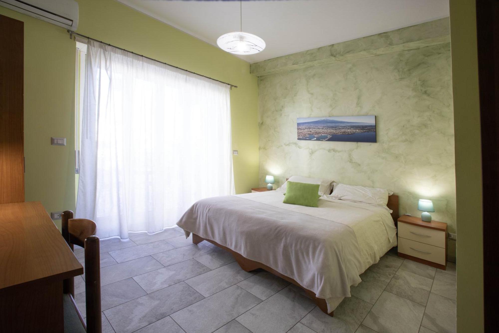 Etna Sea House Alojamento de Acomodação e Pequeno-almoço Catânia